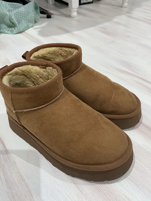Ugg maro marimea 39