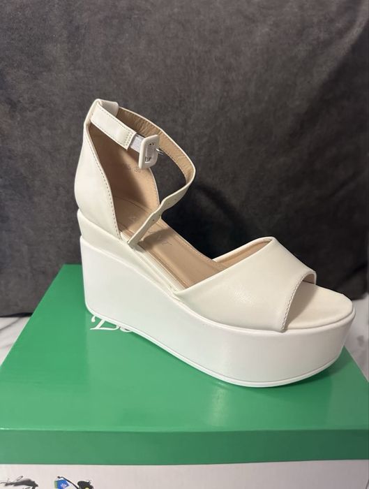 Sandale cu Platforma Dama marimea 37