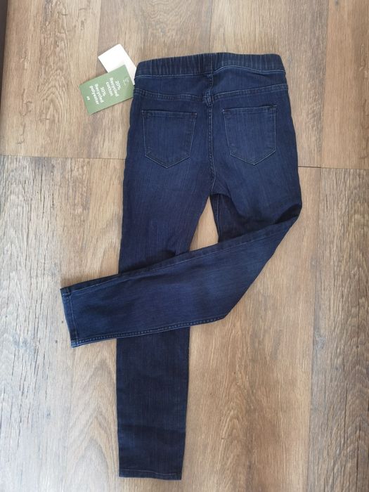 Нови блузка и джегингс H&M