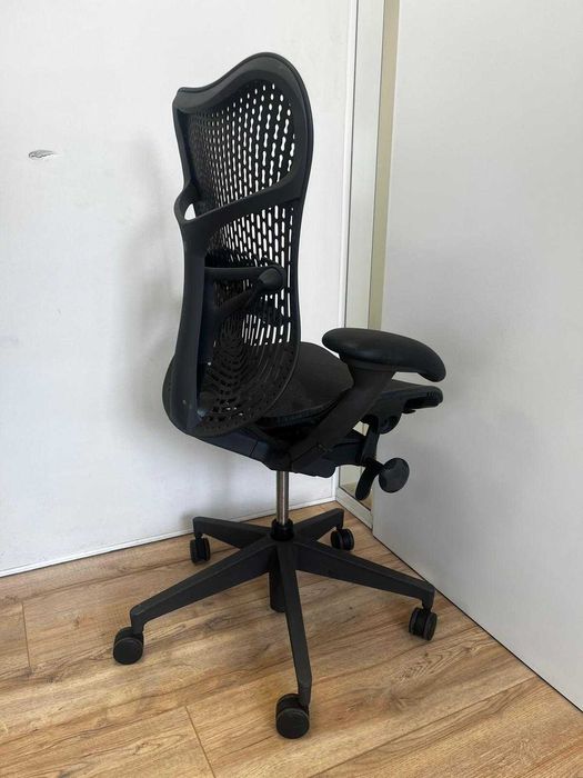 Refurbished Herman Miller Mirra 2 Graphite