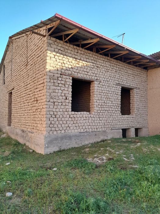 Toshkent tumanida yer sotladi srochna