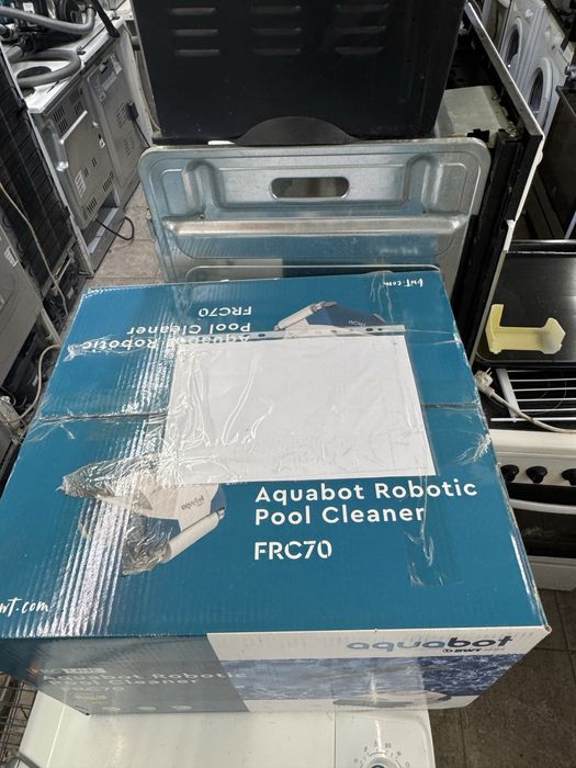 Робот  за басейн Aquabot FRC 70