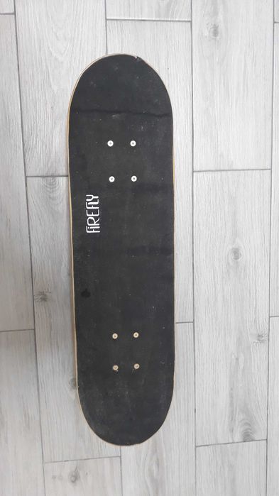 Skateboard Firefly