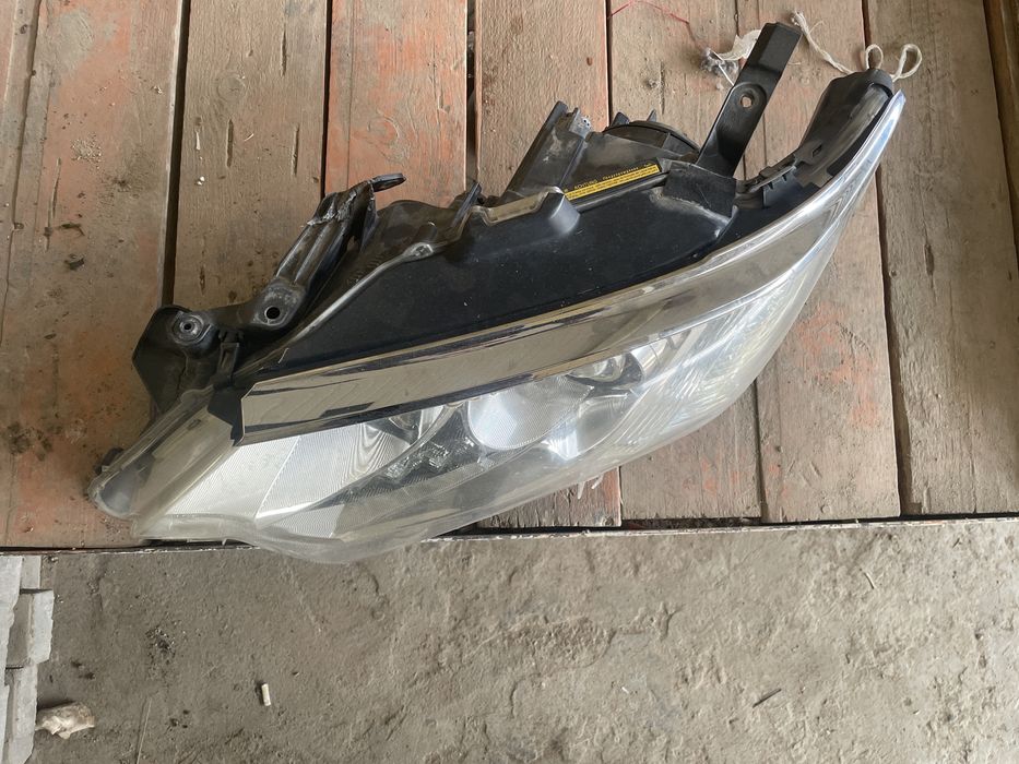 Фара camry 55 заводской оригинал