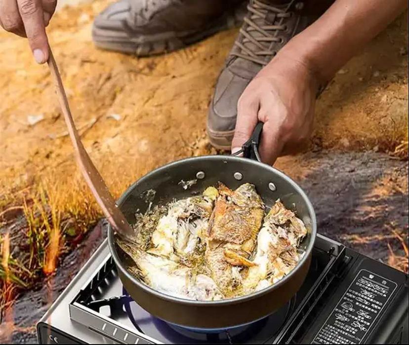 Aragaz camping, aprindere automata, negru