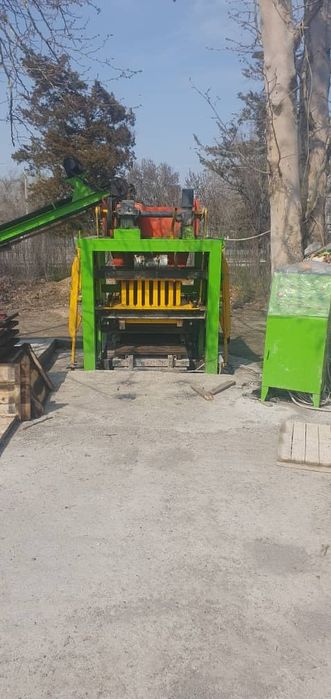 Шлакаблок апарат
