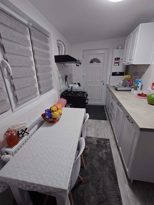 Apartament Mobilat+Utilat,3 camere Târgoviște M11