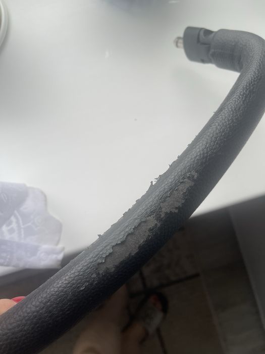 Продам коляску в нормальном состоянии