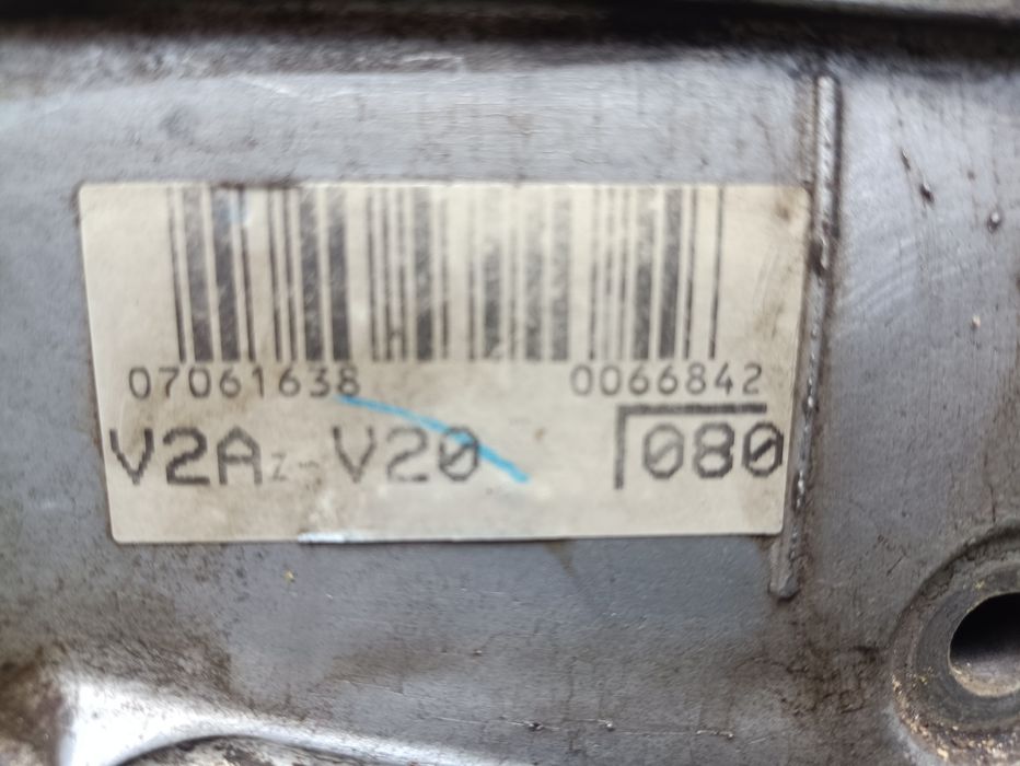 Продам двигатель Toyota 2 AZ