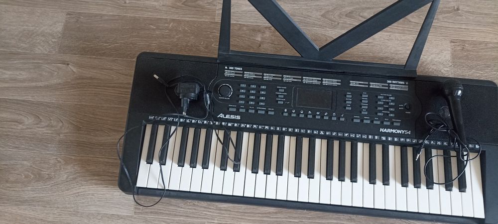 Продается музикалный инструмент