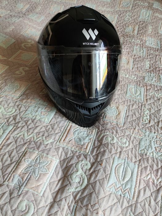 Мотошлем для байкера