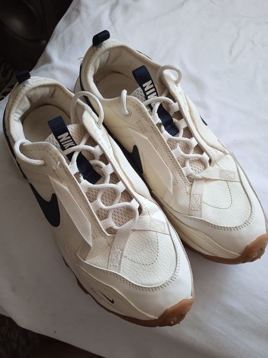 Nike TC 7900 Ivory