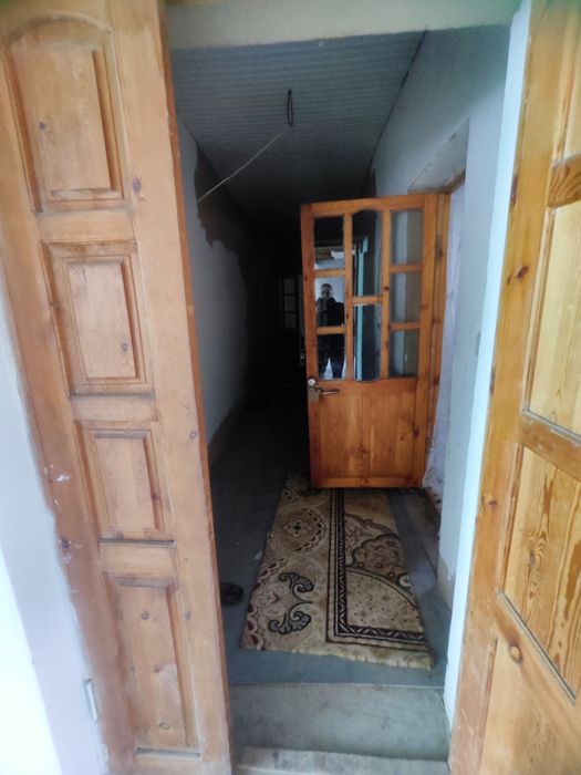 SROCHNA sotiladi uchaska yumaloq