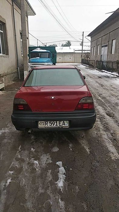 1998-йилда ишлаб чиқарилган даево нексия русумли машинамни сотаман