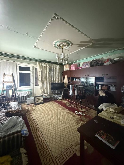 Продается срочно 2 комн квартира рядлм с Андалус