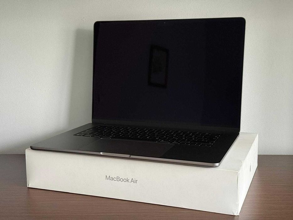 APPLE MacBook Air 15; M2; Nou