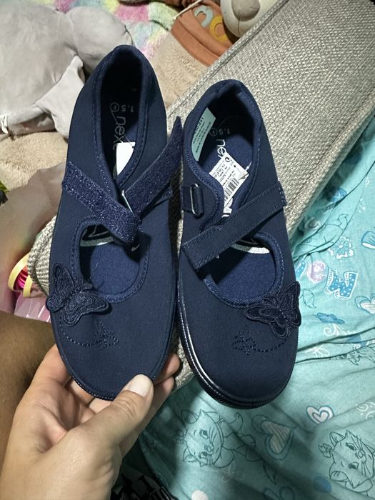 Туфли доя девочки новые размер 33,5