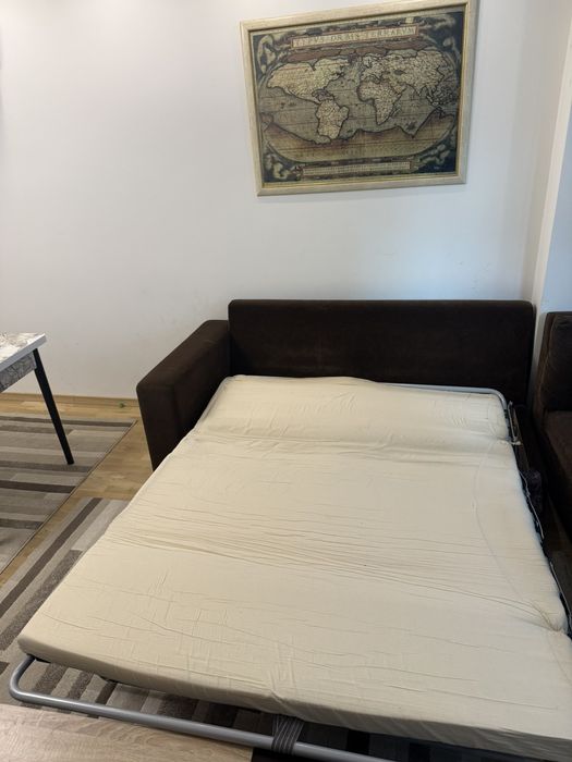 Разтегателен диван