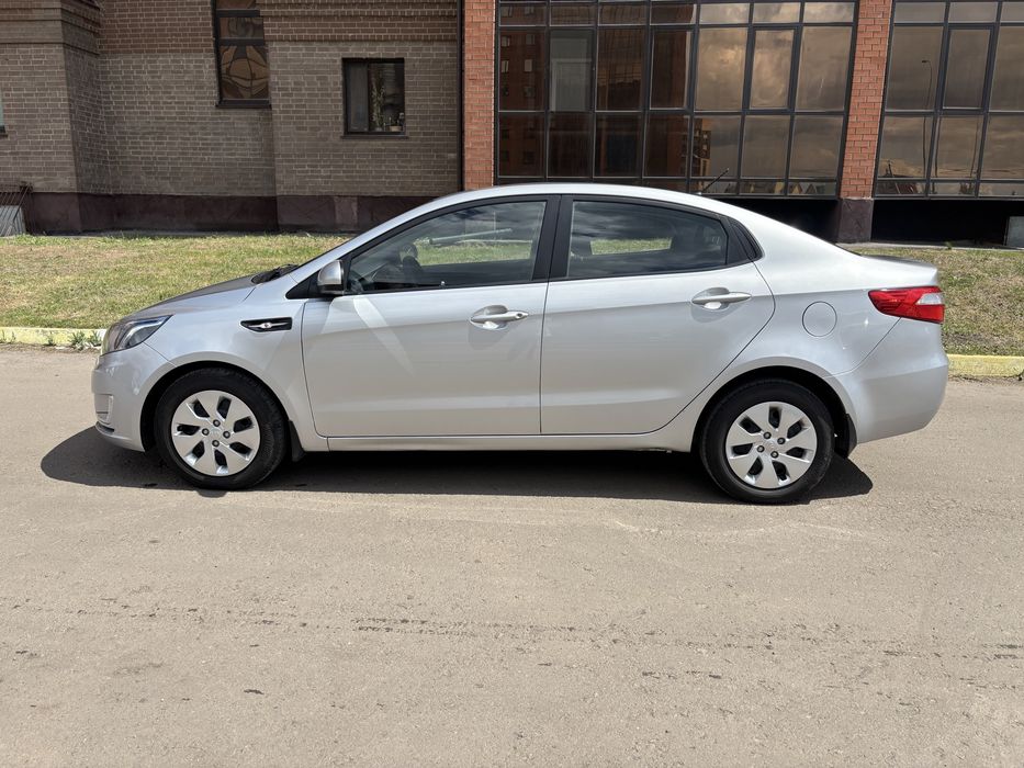 Продам KIA RIO 3