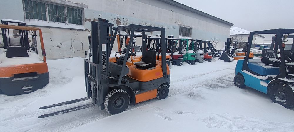 Продам вилочный погрузчик. Кара