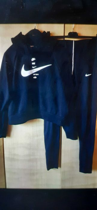 Nike оригинал горнище и клик ново