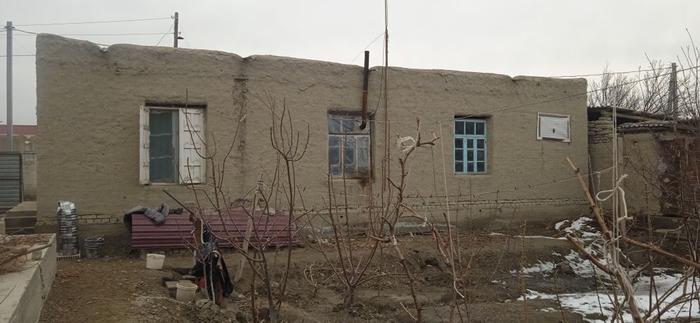 Qurilishi tugallanmagan  uchastka  sotiladi