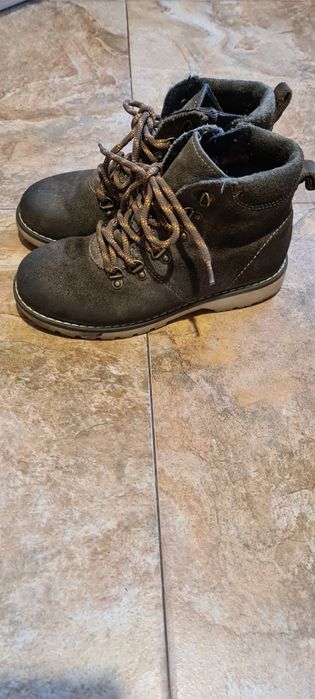 Ghete piele întoarsă marime 33 Zara