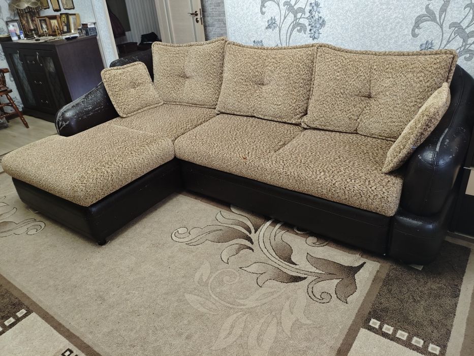 Диван      угловой