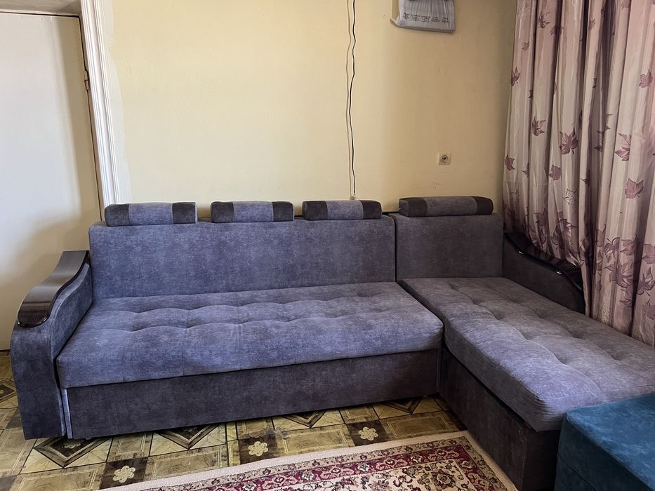 Продам угловой диван-трансформер