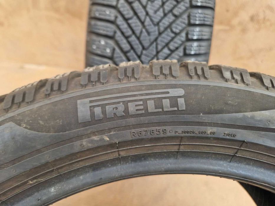 2 Pirelli R17 225/45
Зимни гуми 
DOT3422