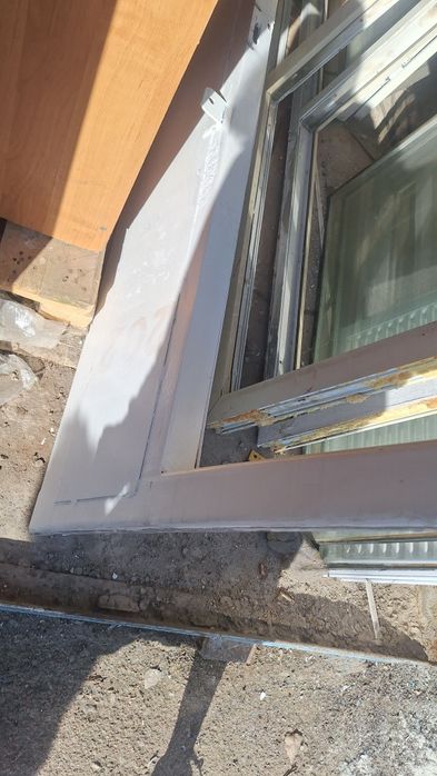 Продам железную дверь 20000