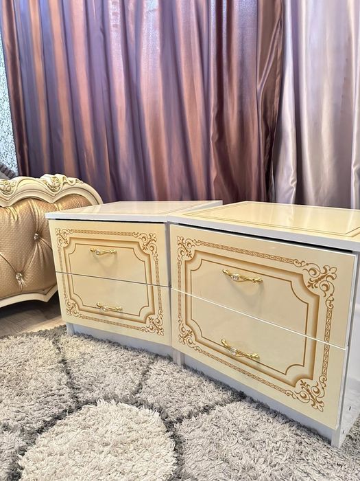 Продам спальный гарнитур