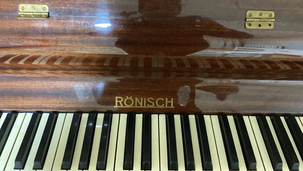 Продам немецкое пианино ronisch