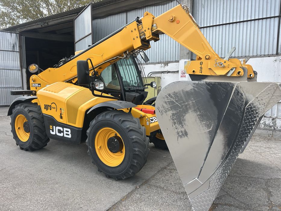 De vanzare incarcator jcb stare perfecta de functionare