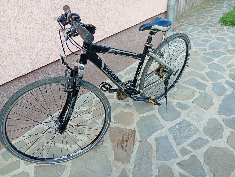 Bicicleta de dama din aluminiu