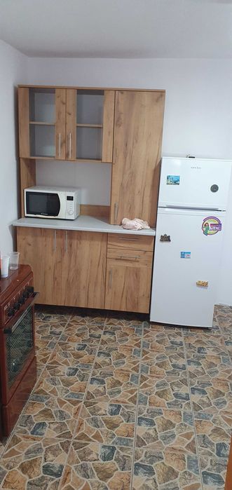 Cabană sau casă de vânzare...