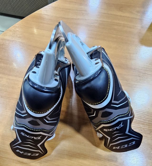 Коньки CCM Tacks 9040,36размер