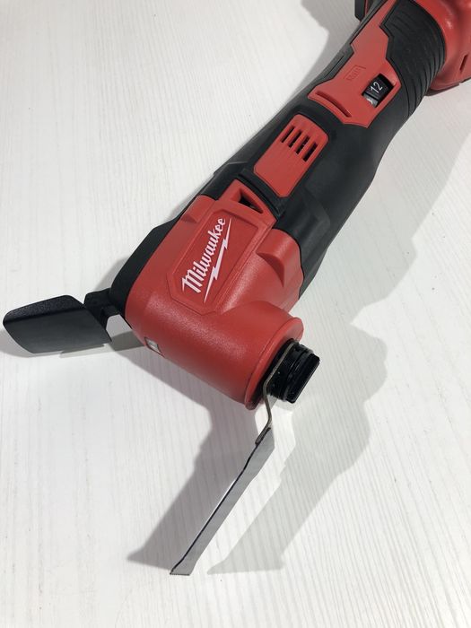 Multifuncțională Milwaukee M18 BMT