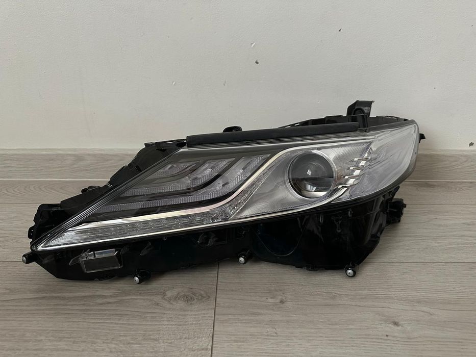 Фары Toyota camry 70/75