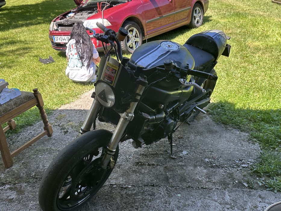 Motor 1000 cm3 900€ neg