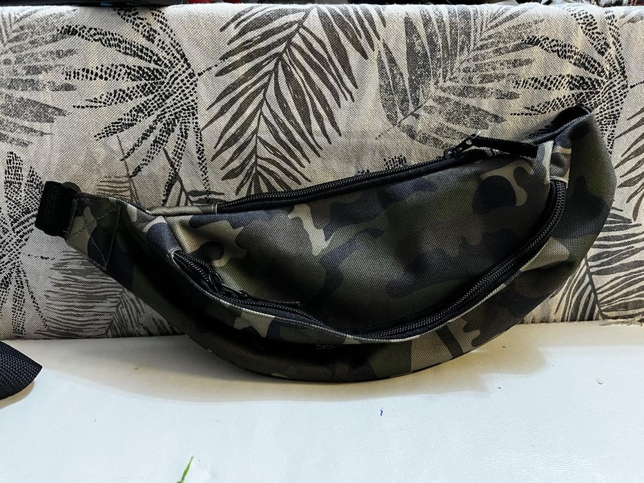 Чанта тип банан