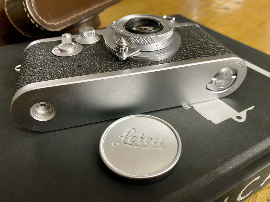 Leica IIIf res rial and self timer