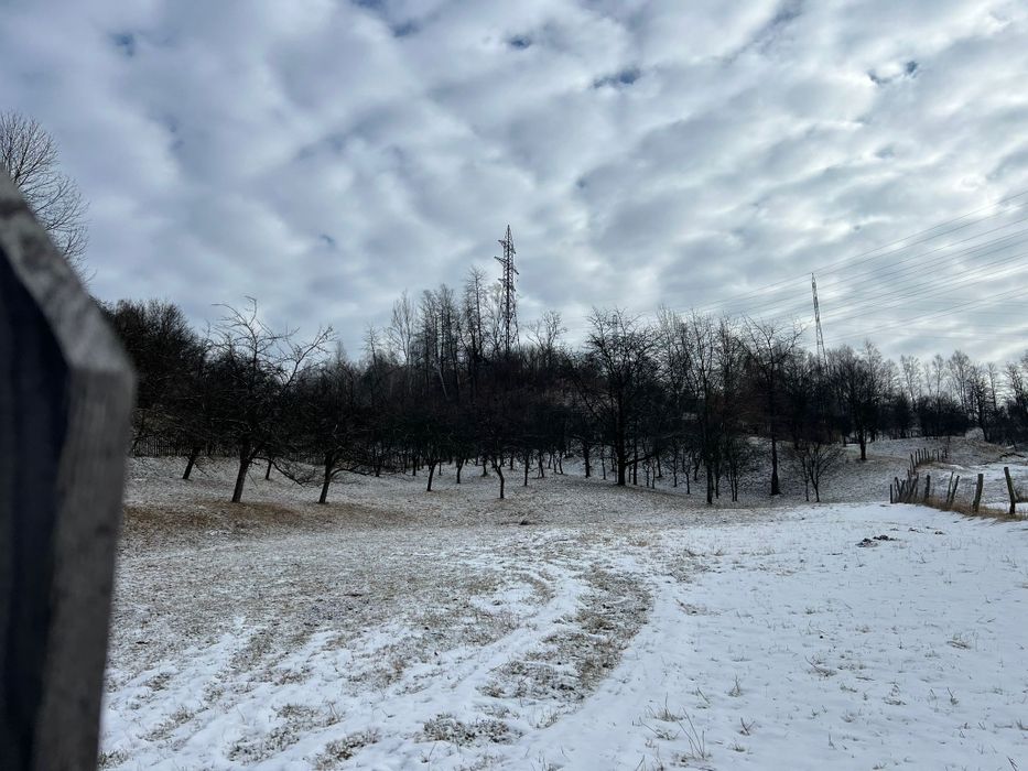 Vând teren intravilan