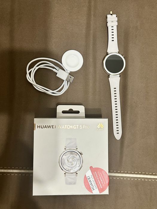 Часы Huawei Watch GT5 Pro