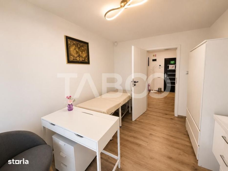 Spatiu birouri de inchiriat 2 camere si receptie zona Strand