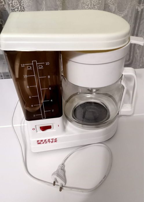 Электрическая кофеварка