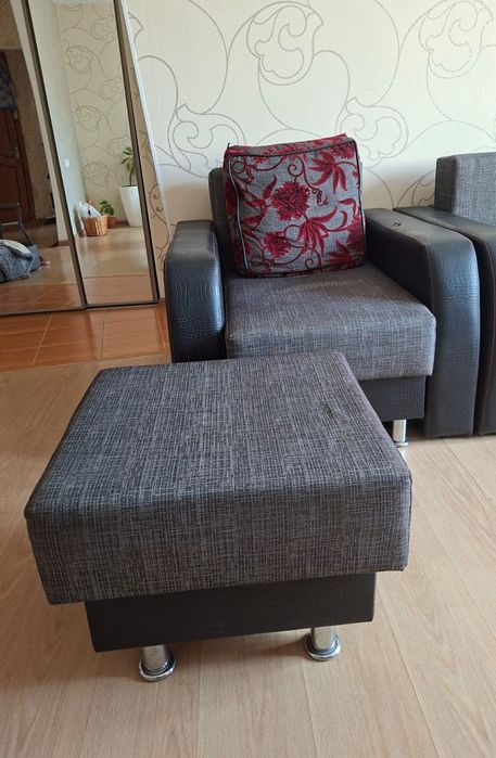 Диван, кресло, пуфик