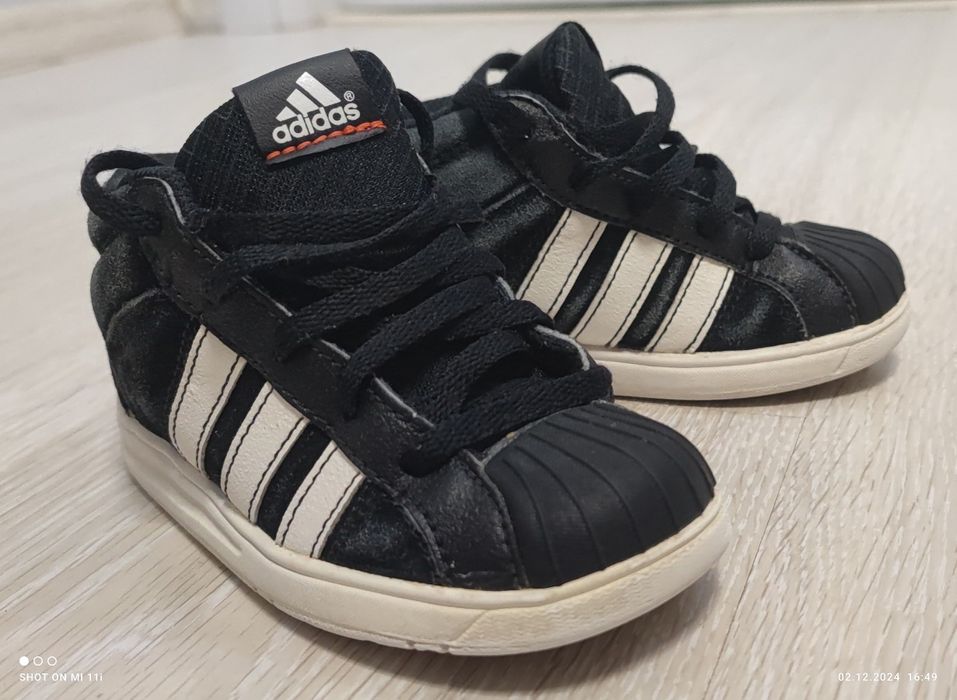 Обувки Adidas N 25/ Nike N 26
