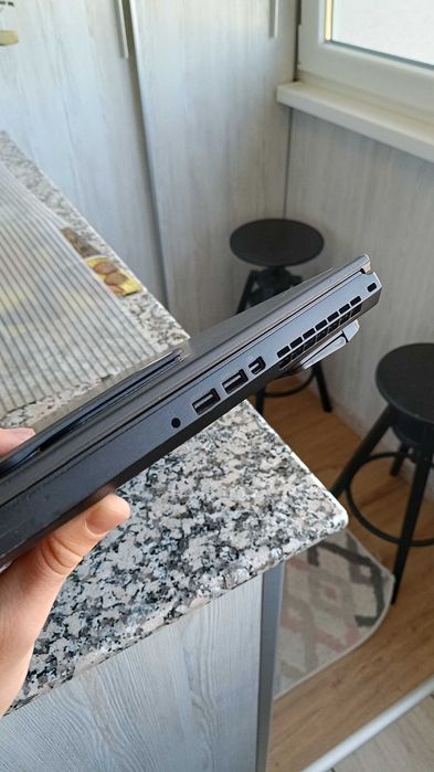 Lenovo ThinkPad P52 | i7-8750H | 48GB RAM | Quadro P1000 | 1.25TB SSD