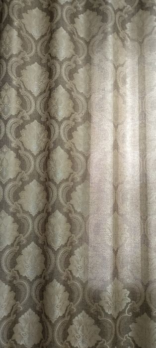 Продам комплект (тюль +шторы)